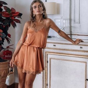 Elegant Lace Trim Mini Dress‎